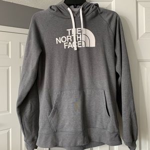 women’s north face hoodie